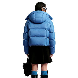 Veste matelassée simple et chaude pour femme, personnalisable, à capuche, avec rembourrage en duvet de canard blanc, imperméable, courte, en nylon - Product Image 5