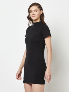 ซัพพลายเออร์ชุดเดรสทรงเข้ารูปแขนสั้นผ้าริบคุณภาพพรีเมียม ชุดมินิเดรสทรงสลิมฟิต สีสันตามสั่ง - Product Image 3