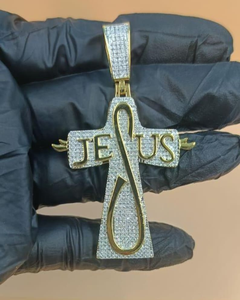 จี้พระเยซูแบบ Iced Out ประดับเพชรโมอิสซาไนต์ VVS เงินแท้ 925 จี้ศาสนาคริสต์ เครื่องประดับคริสเตียน - Product Image 1