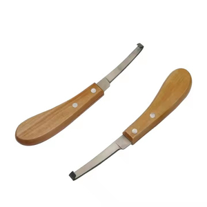 Cuchillo para Pezuñas de Acero con Hoja Delgada y Agarre Ergonómico, Herramienta Agrícola Premium, Instrumento Duradero para Herradores de Caballos, Ovejas, Cabras y Ganado - Product Image 4