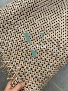 Tapis en rotin noir tressé perforé, motif personnalisable, matériau de revêtement pour meubles et décoration intérieure, durée de vie de 10 ans, garde au sec - Product Image 6