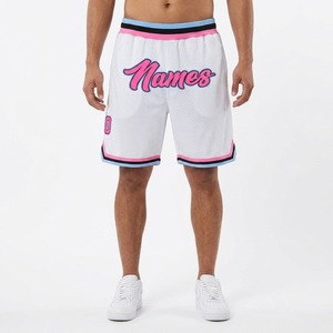Shorts de basketball personnalisés pour hommes, blanc et rose, en mesh, taille élastique, avec impression de noms par sublimation, respirants, vêtements de sport pour toutes les saisons - Product Image 1