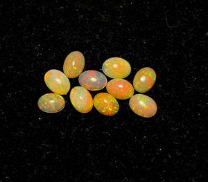 Opale d'Éthiopie naturelle ovale cabochon, pierre précieuse en vrac, opales de feu cabochons pour la fabrication de bijoux et la vente en gros - Product Image 1