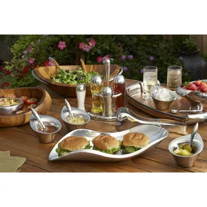 Plateau décoratif en métal de qualité supérieure pour les marchés mondiaux de la vente en gros, plateau de présentation de luxe fait main en aluminium élégant - Product Image 4