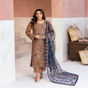 Vente en gros de robes pakistanaises costumes de marque originaux costumes 3 pièces en mousseline de soie par Ramsha vêtements indiens et pakistanais saris indiens - Product Image 6
