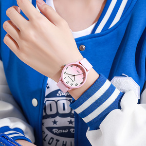 Casual Women's Student Fashionable Round Silicone Strap Quartz Watch with Pointer Dial - Product Image 3