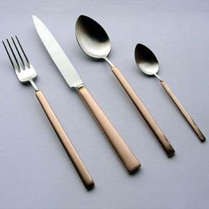 Venta al por mayor al aire libre plata pulida restaurante cubiertos de acero inoxidable diseño sólido reutilizable la calidad fina tenedor cuchillo cuchara conjunto - Product Image 2