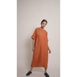 Robe tunique maxi en coton de haute qualité, col en V, manches courtes, couleur unie, respirante, avec poches, taille naturelle, style simple, toutes saisons - Product Image 3