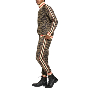 Vêtements de sport pour hommes de haute qualité, logo personnalisé, unisexe, impression par transfert thermique, respirant, polyester/coton, à capuche - Product Image 2