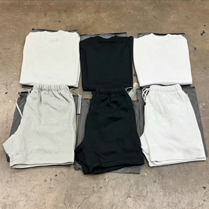 Conjunto de Camiseta y Pantalones Cortos de Algodón Oversize, Algodón Pesado, Estilo Urbano Minimalista, Ropa Urbana Básica Premium, Venta al por Mayor, Mercancía Disponible - Product Image 1