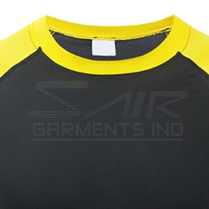 Chemises de compression respirantes pour hommes, très demandées, en stock, à bas prix, en vente. - Product Image 4