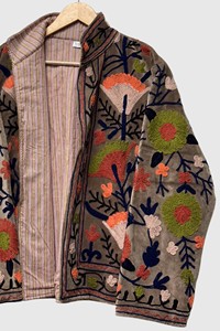 Veste en velours brodée bohème à manches longues, col mandarin, motif floral, grande taille, vêtements d'automne pour femmes - Product Image 4