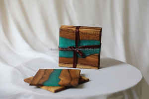 Natural wood and colored <b>epoxy</b> <b>resin</b> coaster - Product Image 6