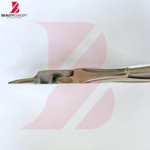 Coupe-cuticules professionnel en acier inoxydable, outil de manucure et pédicure de précision pour éliminer les peaux mortes, avec emballage cadeau personnalisé - Product Image 4