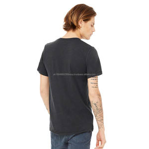 เสื้อยืดคอกลมแขนสั้นสีดำแบบยูนิเซ็กซ์สำหรับผู้ชาย ผลิตจากผ้าโพลีริช  สามารถสั่งทำได้ - Product Image 3