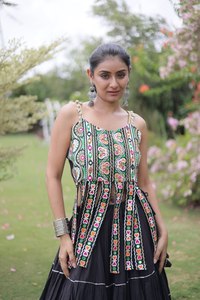 Lehenga Choli Tradicional Negro con Bordado Colorido para Mujer, Vestido de Algodón Largo hasta el Suelo, Estilo India Pakistán, para Bodas - Product Image 6