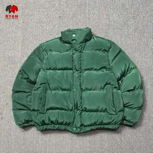 เสื้อแจ็คเก็ตพัฟเฟอร์คุณภาพสูงแบบกำหนดเองสำหรับผู้ชาย ผู้ใหญ่ และเด็ก พร้อมโลโก้แบบกำหนดเอง ดีไซน์ ODM - Product Image 1