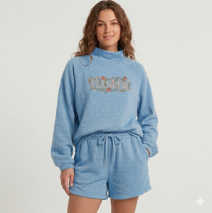 Ensemble court tendance col roulé pour femme, doux et chaud, deux pièces, confortable et élégant pour l'hiver, couleur unie - Product Image 1