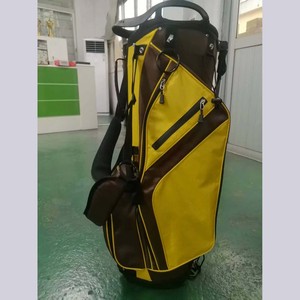 Bolsas de Golf Personalizadas al por Mayor con Logotipo Bordado de Iota Phi Theta en Negro y Marrón Griego, Material de Poliéster, Múltiples Bolsillos - Product Image 6