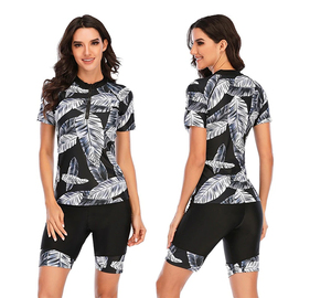Ensemble 3 pièces de protection solaire pour femme : haut de bain athlétique à manches longues, soutien-gorge de sport et short taille haute – Tenue de sport d'extérieur respirante UPF50 - Product Image 1