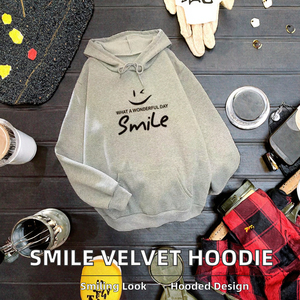 เสื้อฮู้ดผู้หญิงแบบสั่งทำ OEM พิมพ์ลายยิ้ม มีกระเป๋าหน้า สวมใส่สบายๆ ในฤดูใบไม้ร่วง ผลิตจากผ้าฝ้ายถัก 100% ระบายอากาศได้ดี ทรงปกติ - Product Image 6