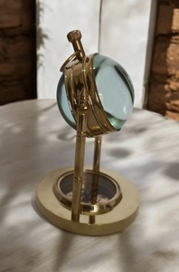 UNICORN HANDICRAFTS Reloj de Mesa de Latón Vintage con Diseño de Ancla Náutica, Reloj de Escritorio de Estilo Antiguo, Decoración de Lujo para el Hogar, Coleccionable - Product Image 2