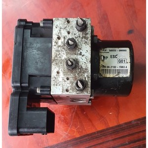 Module de pompe hydraulique ABS ESC Hyundai Genesis Mando compatible avec les pièces automobiles Hyundai Genesis Mando ABS ESC. - Product Image 3