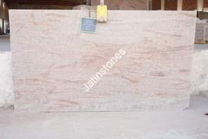 Plan de travail en granit Ghibli Gold, surface en pierre naturelle polie pour cuisine et salle de bain, élégant, moderne, pour une utilisation intérieure. - Product Image 5