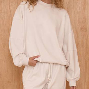 Sudaderas con capucha para mujer al por mayor, con logotipo personalizado, 100% algodón, suaves al tacto, para invierno, entrenamiento, gimnasio, ropa de calle, con forro. - Product Image 1