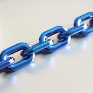 Collier long en résine à maillons larges, style moderne, mélange de couleurs, punk, creux, épais, pour décoration murale, fait main, anniversaire - Product Image 1