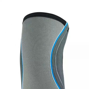 Best Design Neoprene Adjustable Elastic Brace Gym Training Powerlifting Elbow Sleeve Compression Support Logo for Elbow Pads - Product Image 2