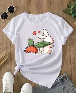 T-shirt d'été personnalisé en coton écologique avec imprimé papillon pastel, appliques en denim et velours côtelé, et décoration perlée - Product Image 3