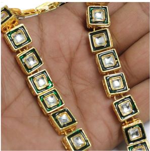 Conector Ovalado de Aleación Chapado en Oro de 18K con Cristales Golden Meena Kaari, Tamaño 11x11mm, Componentes para Joyería y Collares, Venta al por Mayor - Product Image 1