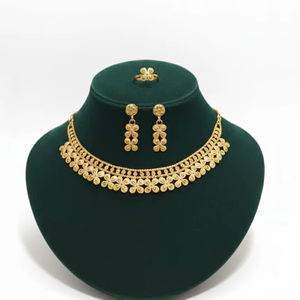 Ensemble de collier de mariée en cuivre plaqué or 1K pour femmes, design élégant |   Bijoux de mariage traditionnels |   Fait main - Product Image 1