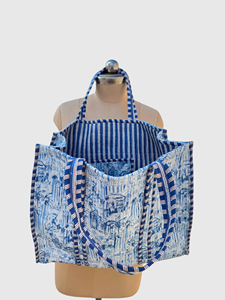 Sac fourre-tout en toile imprimé toile de Jouy bleu avec poignées rayées, style bohème, ouvert, pour toutes les saisons - Product Image 3