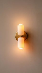 Lámpara de Pared Moderna de Hierro y Madera de Alta Calidad, Diseño Atractivo, Pantalla Color Blanco Hueso, Accesorio de Decoración para Hogar, Oficina, Bodas y Fiestas - Product Image 5