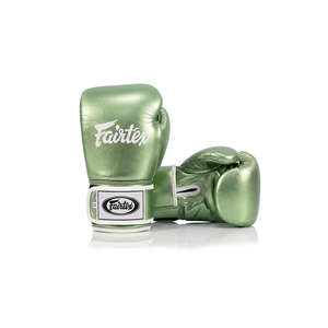 นวมชกมวยหนังแท้ Fairtex สีเขียว แบบติดตีนตุ๊กแก ระบายอากาศได้ดี ออกแบบสำหรับผู้ใหญ่ ใช้สำหรับฝึกซ้อมและต่อสู้ - Product Image 5
