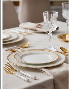 Juego de Cubiertos Chapados en Oro con Mangos de Mármol Blanco, Tenedor, Cuchillo, Cuchara, Cucharilla, Vajilla Elegante para Mesa, Apto para Lavavajillas, Estilo Glamuroso - Product Image 3