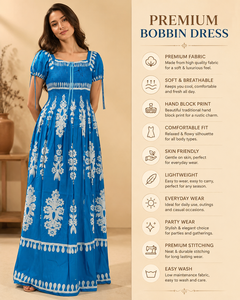 Robe longue maxi bohème à imprimé floral bleu, manches bouffantes, taille smockée, respirante, écologique, coupe évasée vintage et moderne - Product Image 3