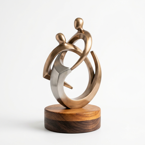 Sculpture moderne abstraite de couple familial, figurine en bronze et argent, art contemporain pour table avec base en bois - Product Image 1