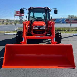 Tractor Kubota M7060 para preparación de campos agrícolas, siembra, labranza y cosecha, alto rendimiento disponible. - Product Image 3