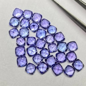 Tanzanite naturelle taille coussin bleu violet, pierre précieuse non montée 5 mm, tanzanite facettée de qualité supérieure pour bijoux - Product Image 1