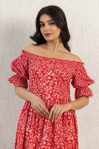 Robe midi à imprimé floral rouge, épaules dénudées, manches à volants, taille élastique, coton respirant, robe d'été décontractée pour femmes - Product Image 3