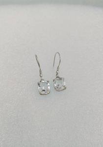 Pendientes Colgantes de Zafiro Blanco, Plata de Ley 925, Corte Cojín, Chapados en Oro, Hechos a Mano, Regalo de Aniversario para Mujer - Product Image 6
