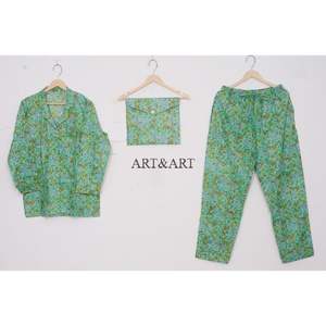 Ensemble de pyjama en coton imprimé à la main indien, élégant, motif floral vintage, tenue de détente d'été, pour demande en mariage de demoiselle d'honneur, 3 pièces - Product Image 1