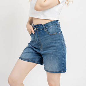 Shorts en jean sur mesure, nouveau style, couleur unie, fabriqués au Pakistan, pour femmes. - Product Image 1