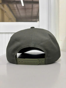 Casquette de baseball en sergé de coton de qualité supérieure, personnalisable avec logo brodé, casquettes courbées vertes, fabricant Vietnam OEM, accessoire pour homme - Product Image 4