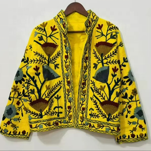 Chaqueta Bomber Transpirable Bordada a Mano con Diseño Kantha, Chaqueta Bohemia Étnica de Algodón Indio para Mujer, Ropa de Festival, Nailon y Lana - Product Image 1