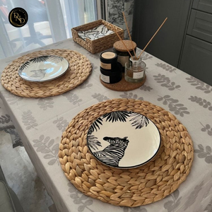 Sets de table en jacinthe d'eau tissés à la main, design bohème, écologiques, antidérapants, personnalisables, résistants à la chaleur, durables et légers - Product Image 1