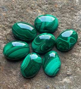 Cabujón de Malaquita Natural, Ovalado, con Reverso Plano, Piedra Preciosa Calibrada, Tamaños Variados, Piedra Pulida de Alta Calidad, Venta al Por Mayor - Product Image 2